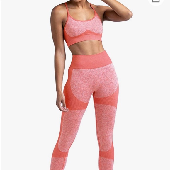 New matching workout set! - Picture 3 of 4